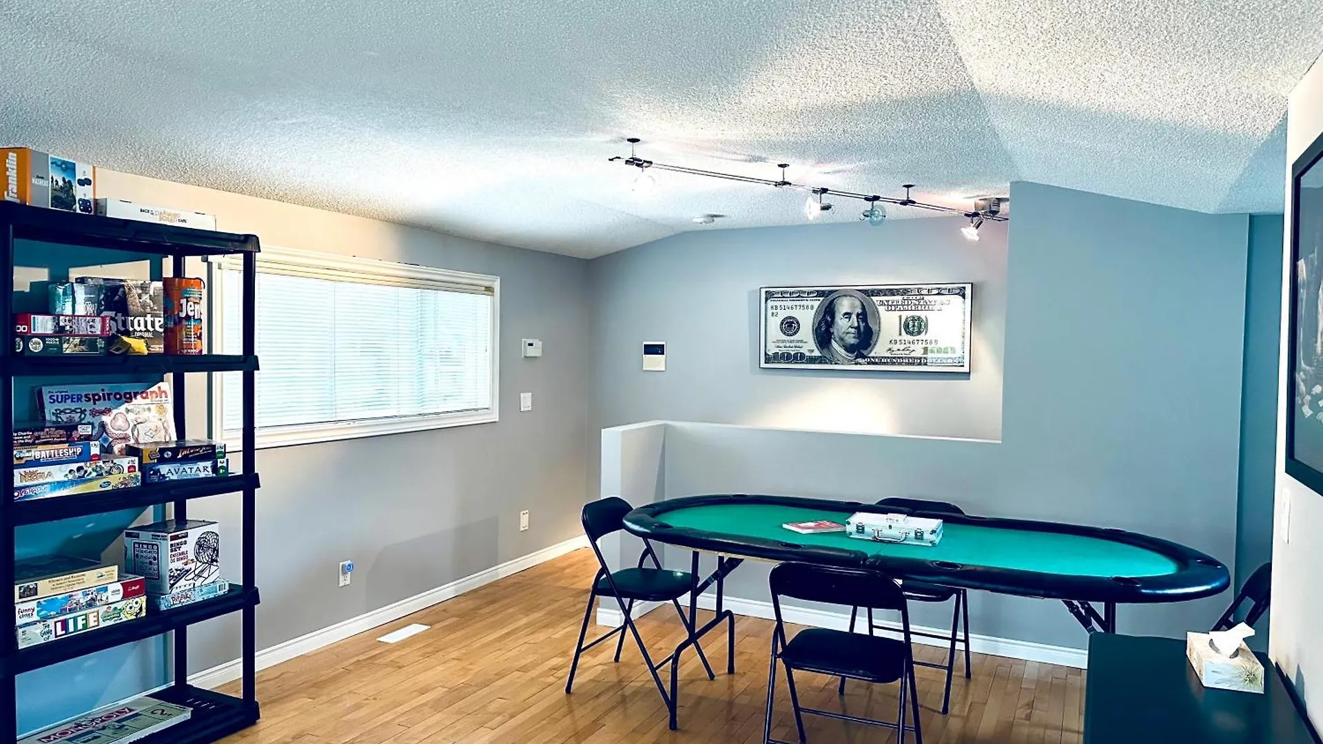 The Games House - Sleeps 8, 3 Bed, 3 Bath - Free Parking 卡加利